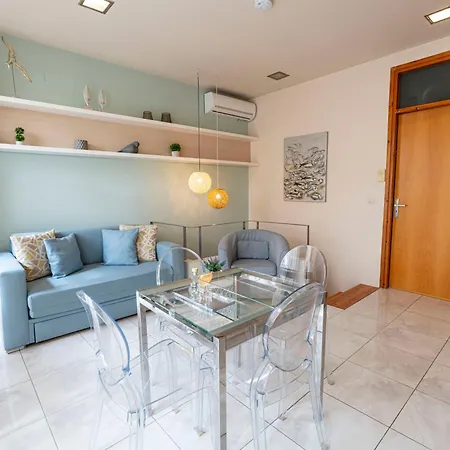 Elena's Sweet In Downtown Chania Apartment