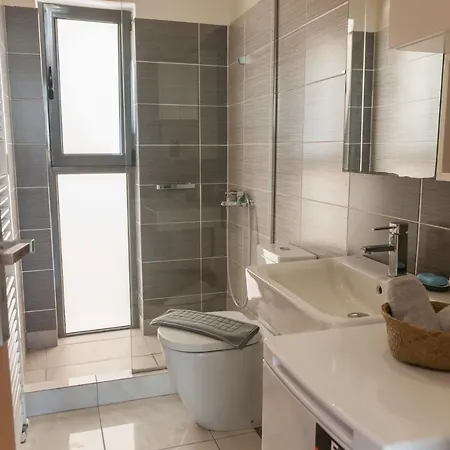 Elena's Sweet In Downtown Chania Apartment *